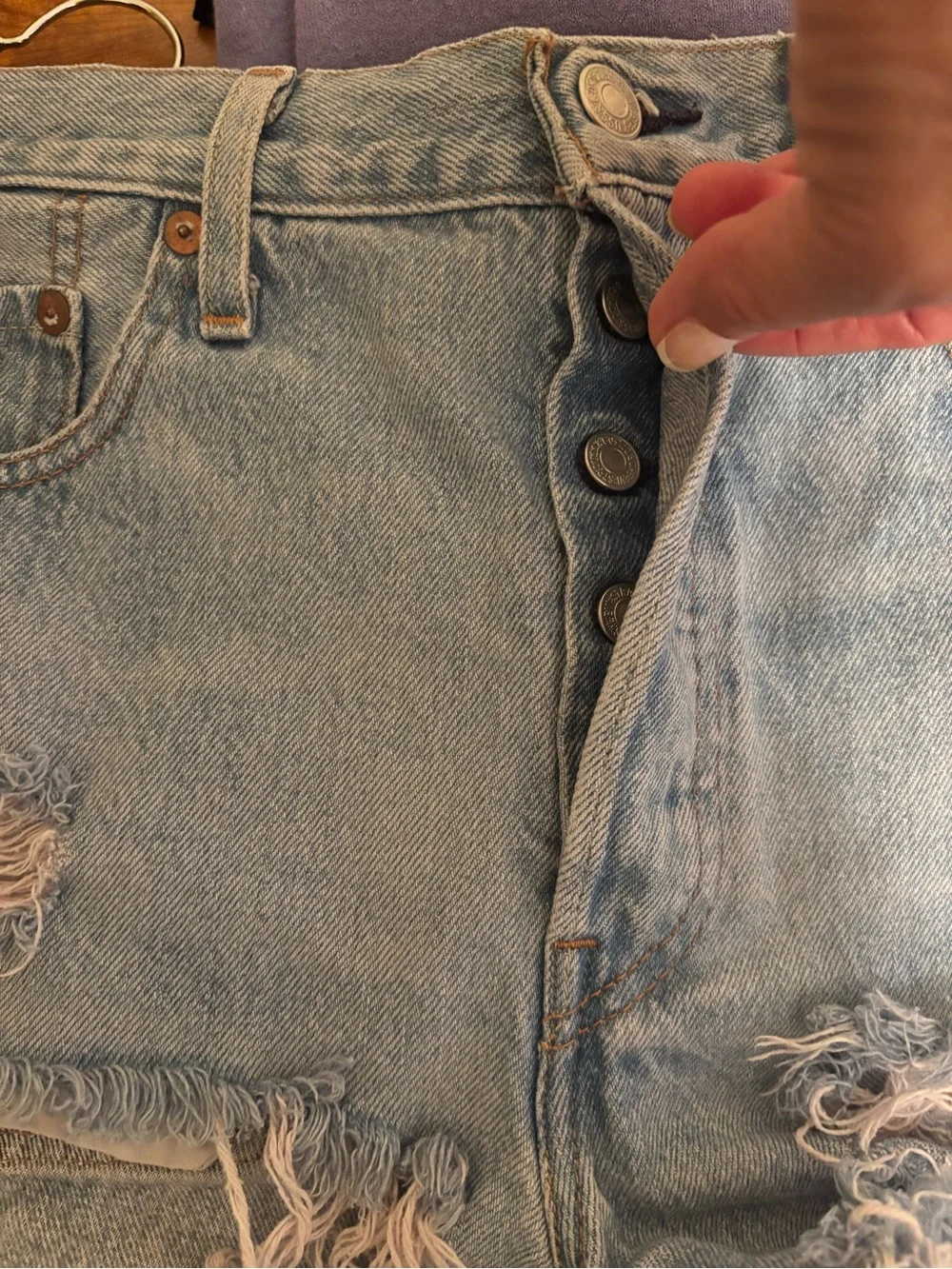Levis 501 Shorts Womens size 28 Denim Cutoff ripped